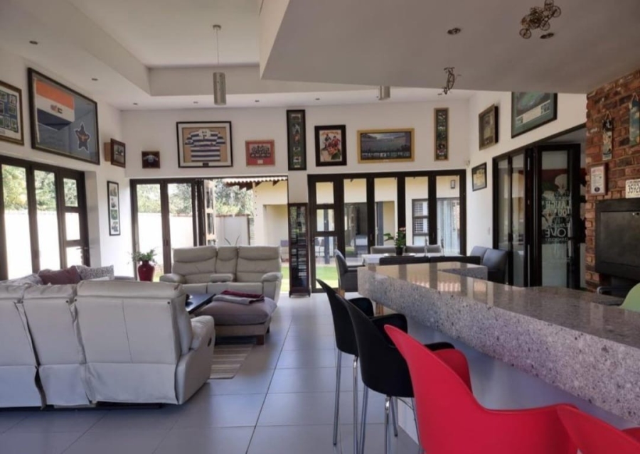 4 Bedroom Property for Sale in Wilkoppies North West